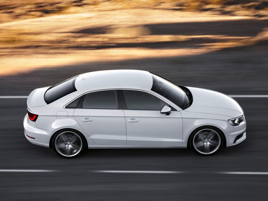  Audi A3 Sedan 2.0 TDI (8V) 2013 года  (WW) (фото 39 из 42)